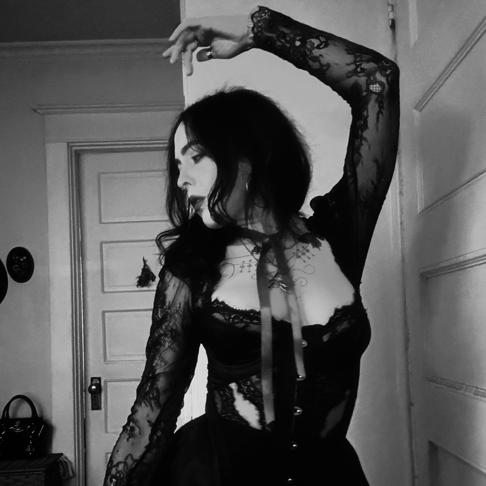 Meet your Posher, Sybil